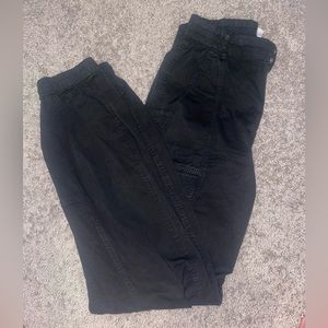 GARAGE black cargo joggers
